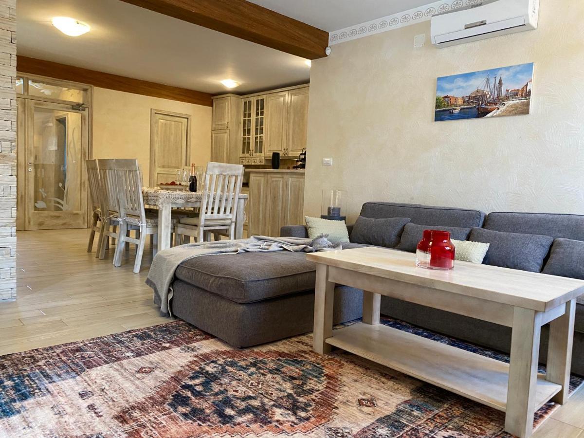 Villa Eva Karigador Novigrad Istria Exteriör bild